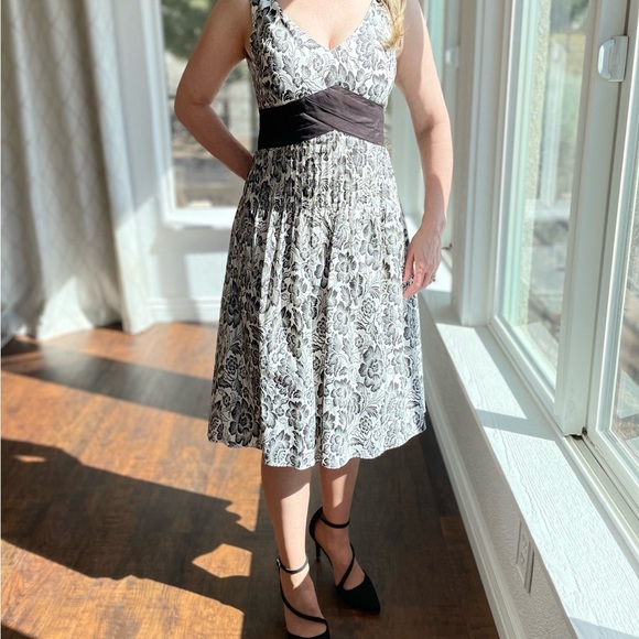 Antonio Melani Floral Black and White Women's Dress, size 4 - Picture 8 of 12